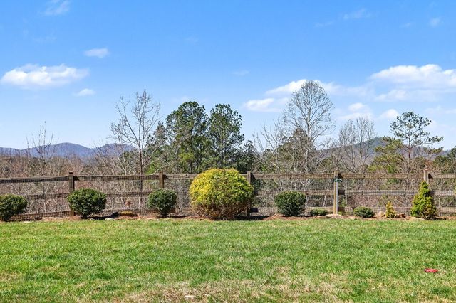 899 Ridge Pointe Way, Blairsville, GA 30512