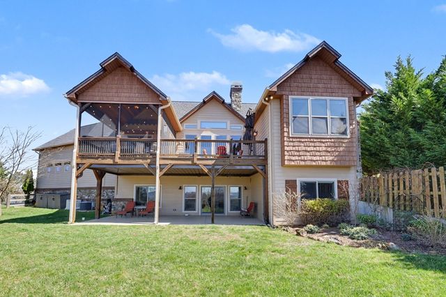 899 Ridge Pointe Way, Blairsville, GA 30512