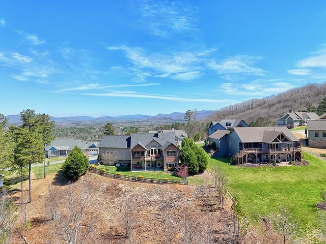 899 Ridge Pointe Way, Blairsville, GA 30512