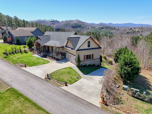 899 Ridge Pointe Way, Blairsville, GA 30512