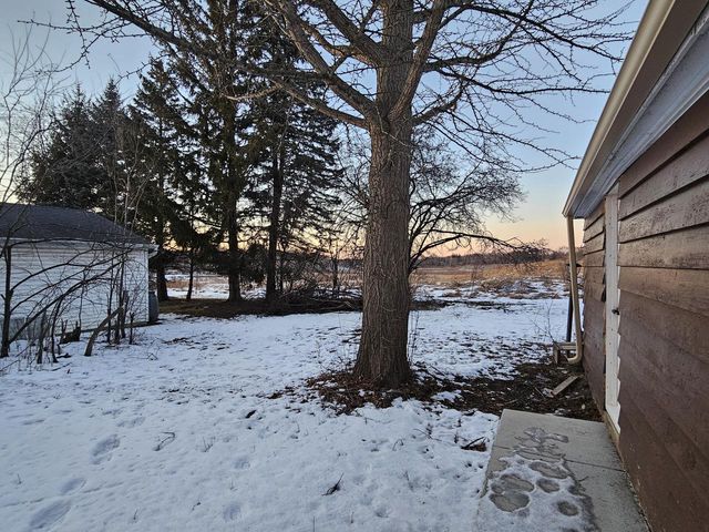 4800 W Green Tree ROAD, Milwaukee, WI 53223