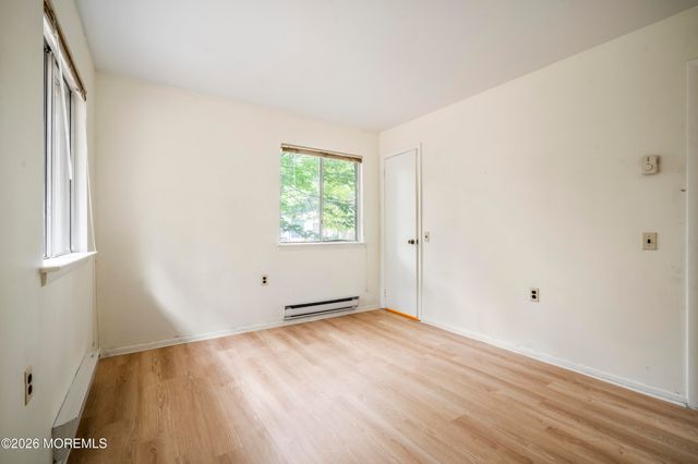 2 Mayflower Place, Whiting, NJ 08759