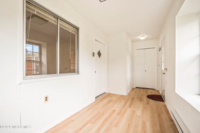 2 Mayflower Place, Whiting, NJ 08759