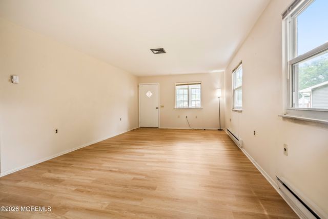 2 Mayflower Place, Whiting, NJ 08759