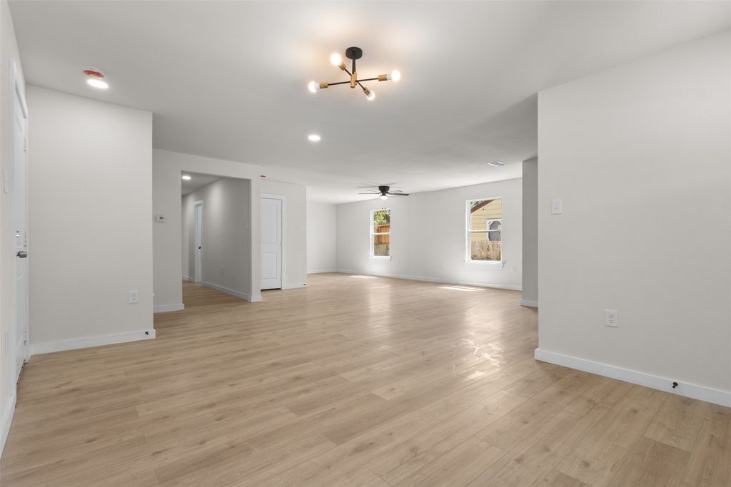 314 NW 15th Street, Grand Prairie, TX 75050 — photo 5