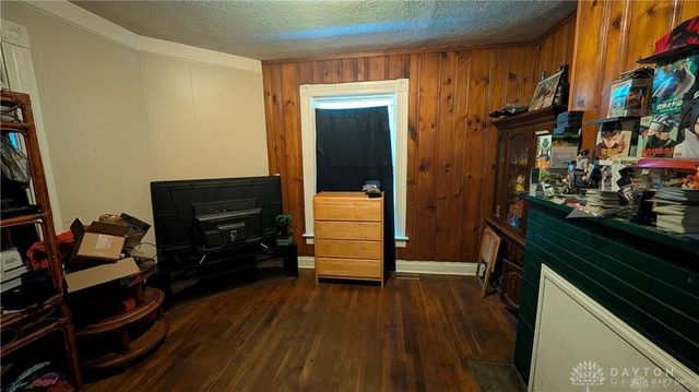 2420 Superior Avenue, Middletown, OH 45044