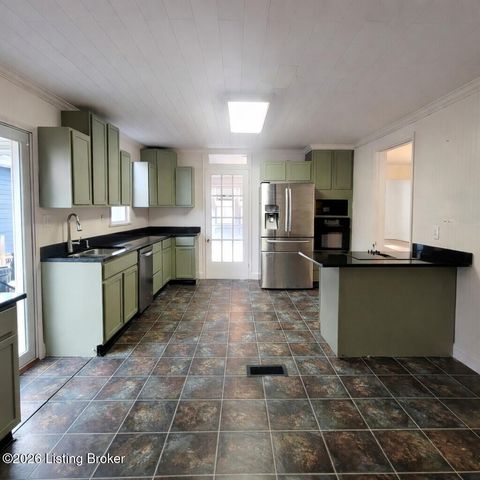 711 Homestead Blvd, Louisville, KY 40207