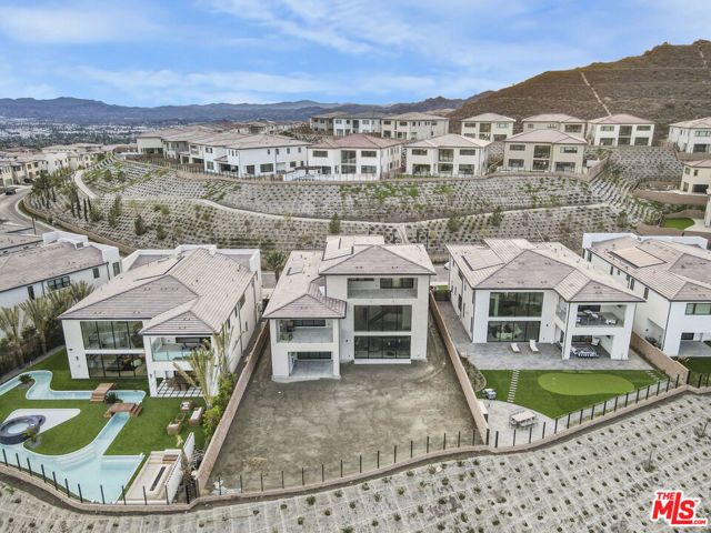 11848 N Hillsborough Lane, Porter Ranch (los Angeles), CA 91326