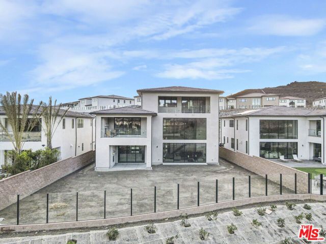 11848 N Hillsborough Lane, Porter Ranch (los Angeles), CA 91326