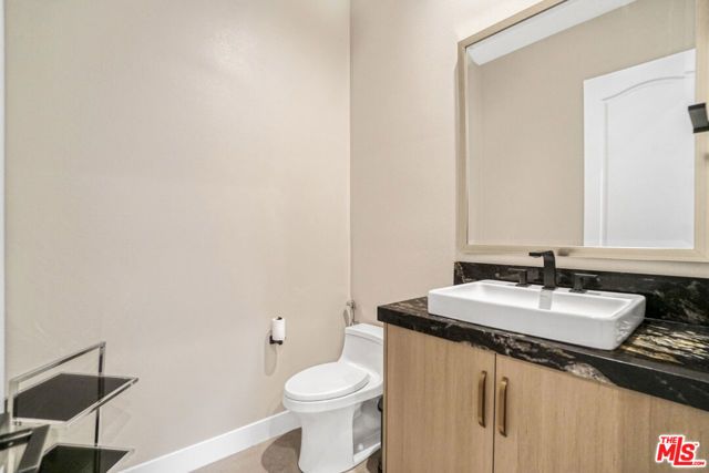 11848 N Hillsborough Lane, Porter Ranch (los Angeles), CA 91326