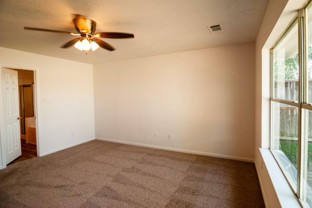 18018 Oakmoss Hill Court, Richmond, TX 77407