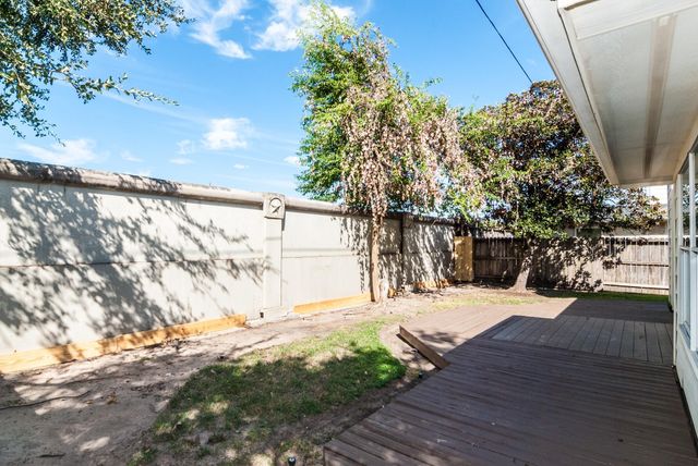 18018 Oakmoss Hill Court, Richmond, TX 77407