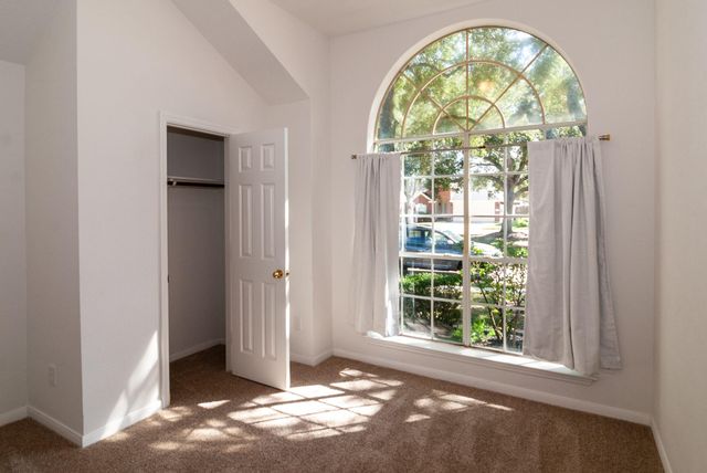 18018 Oakmoss Hill Court, Richmond, TX 77407