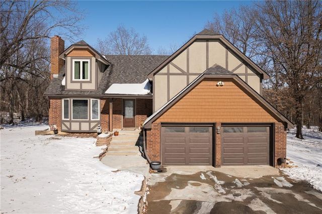 1275 SW 125 Road, Holden, MO 64040