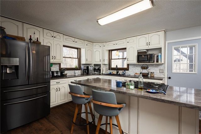 1275 SW 125 Road, Holden, MO 64040