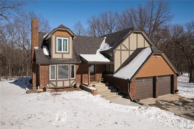 1275 SW 125 Road, Holden, MO 64040