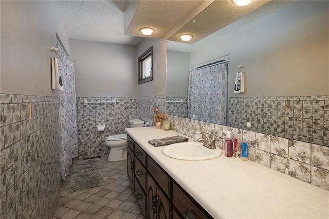 1275 SW 125 Road, Holden, MO 64040