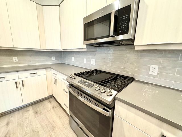 401 W 25th St Street 1247, Houston, TX 77008