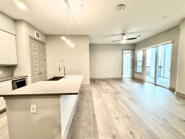 401 W 25th St Street 1247, Houston, TX 77008
