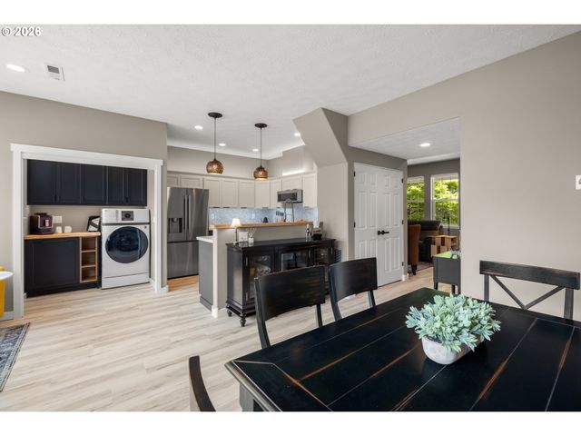 14437 Se BRIDGETON St, Clackamas, OR 97015