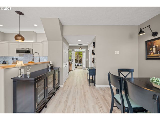 14437 Se BRIDGETON St, Clackamas, OR 97015