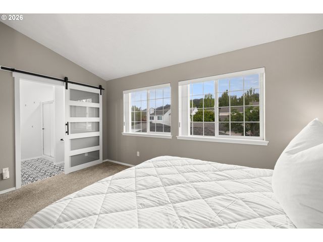 14437 Se BRIDGETON St, Clackamas, OR 97015
