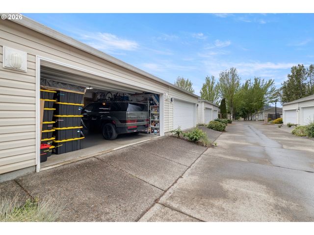 14437 Se BRIDGETON St, Clackamas, OR 97015