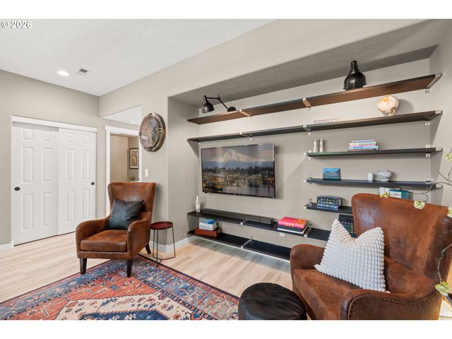 14437 Se BRIDGETON St, Clackamas, OR 97015