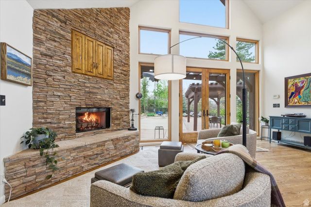 4138 S MOUNT OLYMPUS WAY, Millcreek, UT 84124