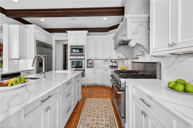 17 Carl Sanders Drive, Acworth, GA 30101