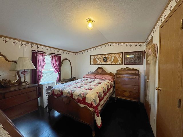 40 Citizen Street, Claremont, NH 03743