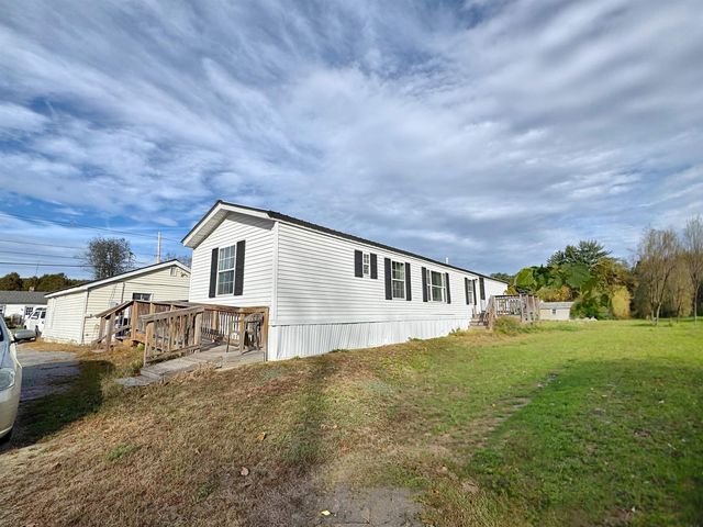 40 Citizen Street, Claremont, NH 03743