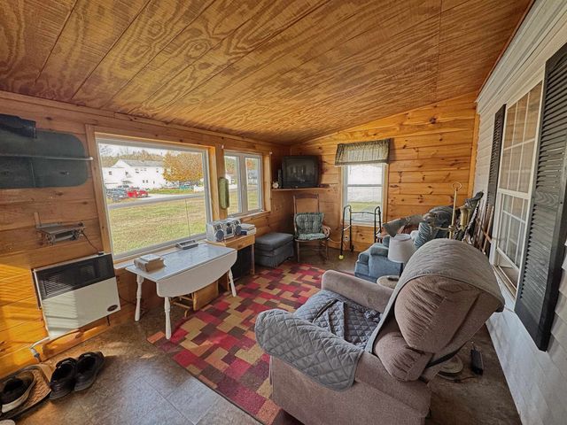 40 Citizen Street, Claremont, NH 03743