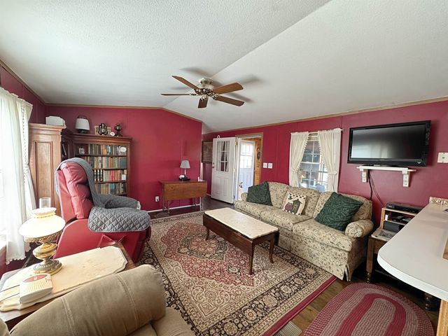 40 Citizen Street, Claremont, NH 03743