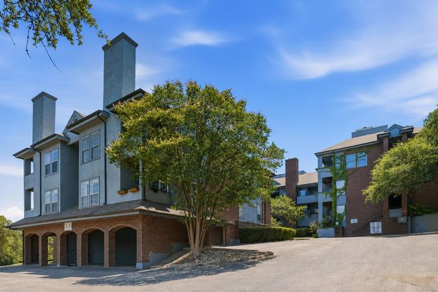 700 S 1st ST 202, Austin, TX 78704