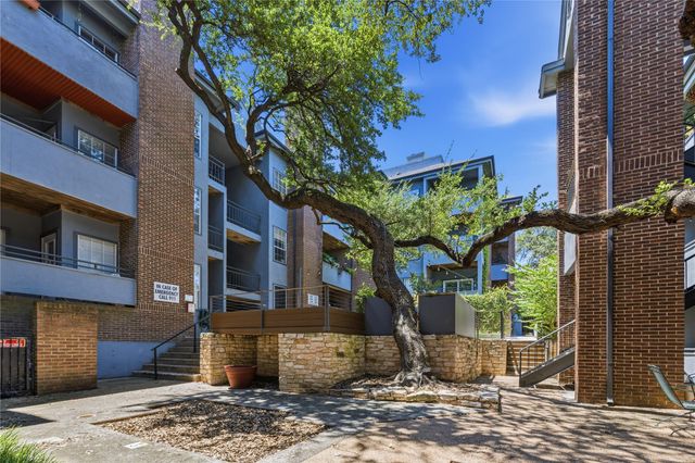700 S 1st ST 202, Austin, TX 78704