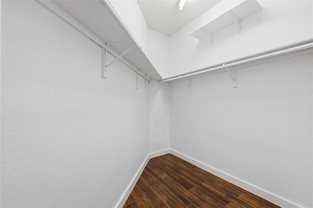 700 S 1st ST 202, Austin, TX 78704