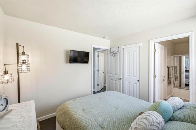 9804 Orino Ct, Elk Grove, CA 95757