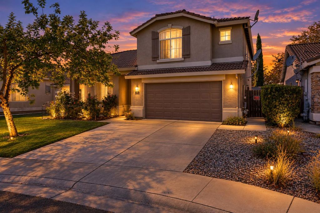 9804 Orino Ct, Elk Grove, CA 95757