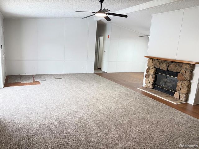 20 S Hill Drive, Linden, MI 48451