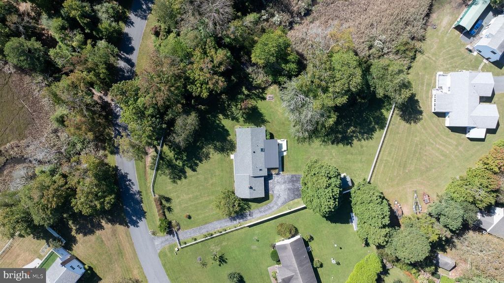 6411 KNOLL HILL DR, Berlin, MD 21811