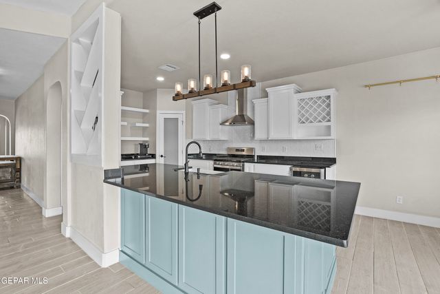 14420 NAVAJO POINT Drive, El Paso, TX 79938