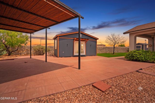 14420 NAVAJO POINT Drive, El Paso, TX 79938