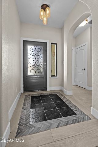 14420 NAVAJO POINT Drive, El Paso, TX 79938