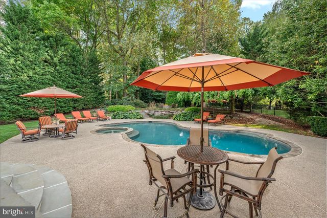 17 POPLAR RD, Chadds Ford, PA 19317