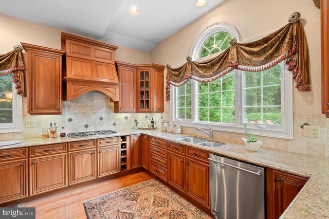 17 POPLAR RD, Chadds Ford, PA 19317