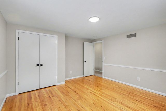 8232 Gull Manor, Richland Twp, MI 49083