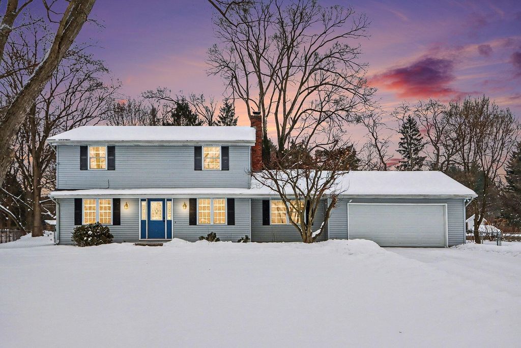 8232 Gull Manor, Richland Twp, MI 49083