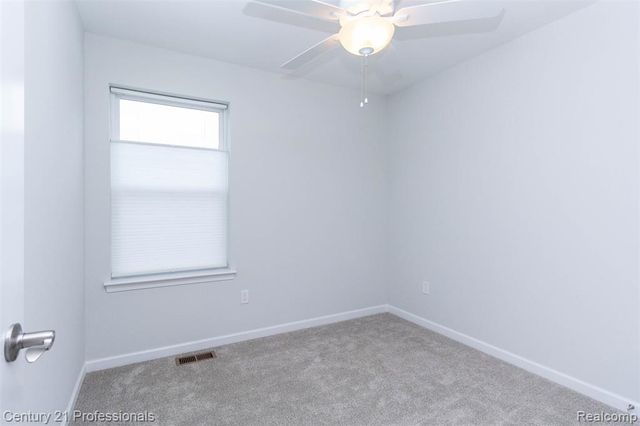 4825 Parkside Lane, Troy, MI 48085