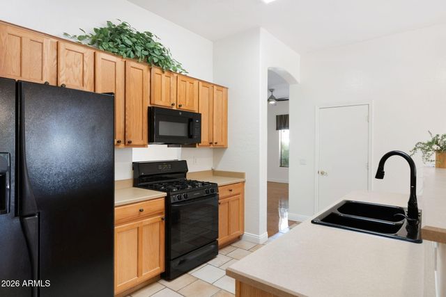 2229 S 82ND Lane, Phoenix, AZ 85043